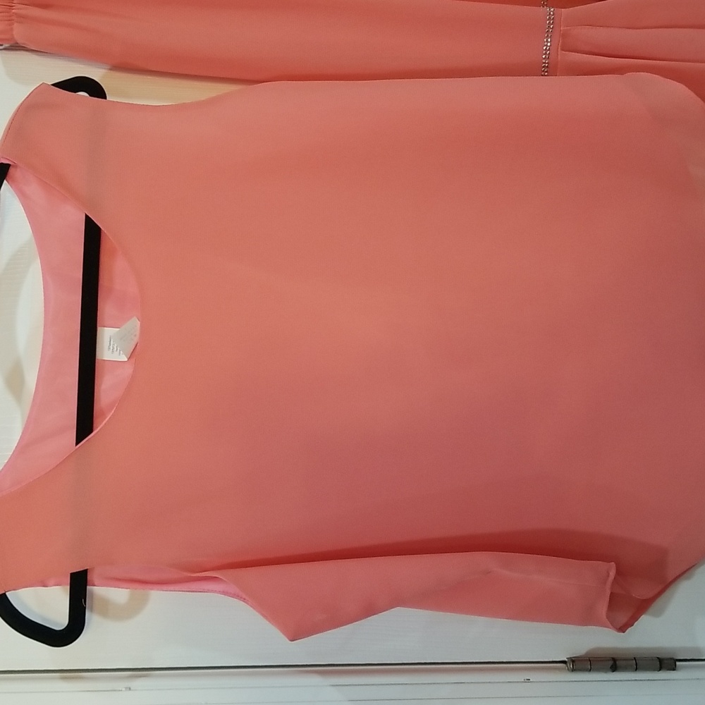Hosanna three piece, peach set. All  pieces are a size large - Picture 9 of 9